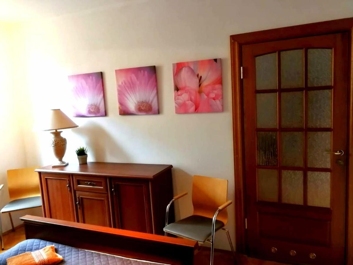 Center Warsaw - Apartmenty Jana Pawla II Eksteriør billede