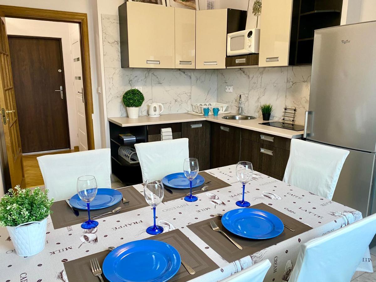 Center Warsaw - Apartmenty Jana Pawla II Eksteriør billede