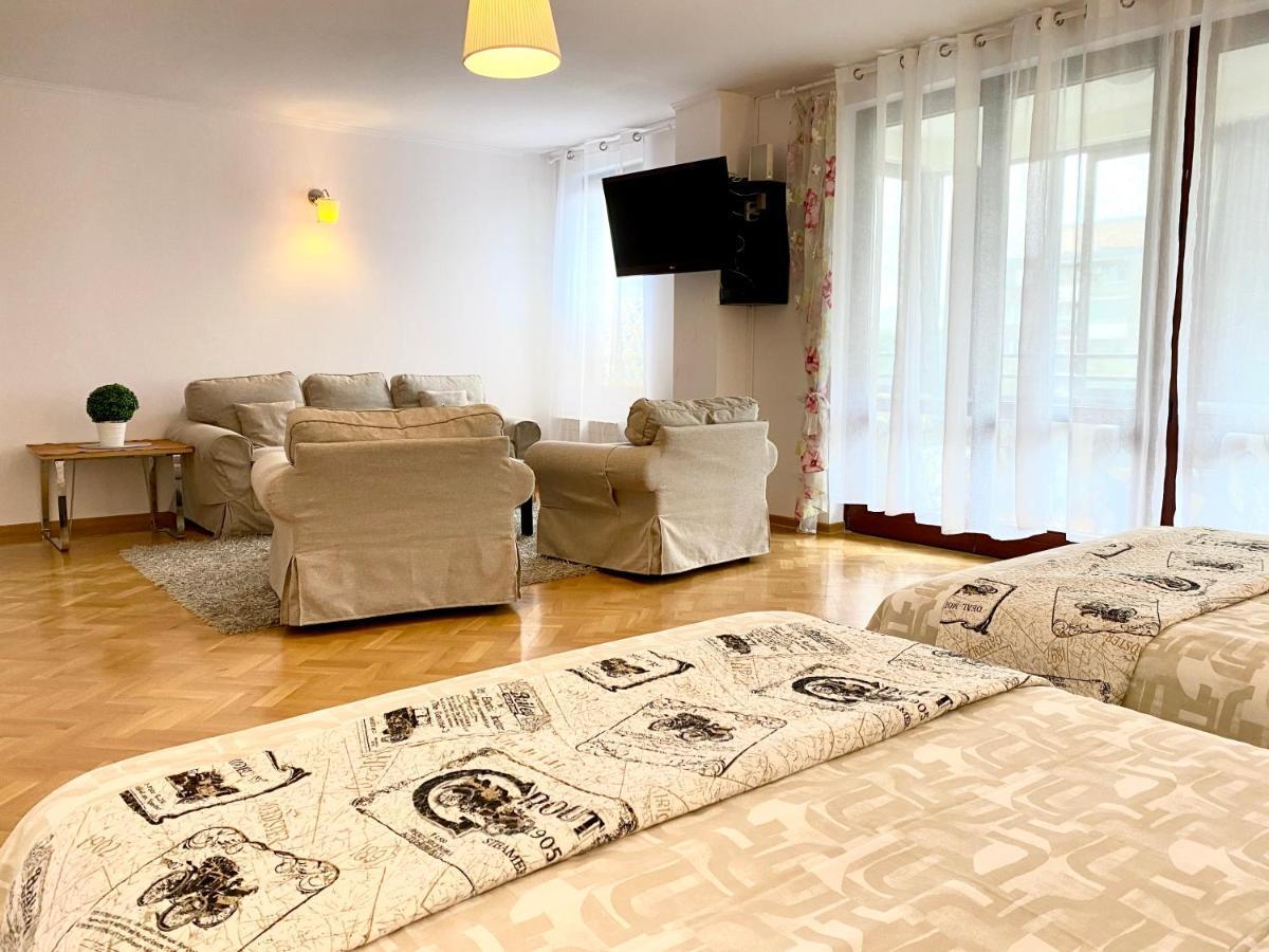 Center Warsaw - Apartmenty Jana Pawla II Eksteriør billede