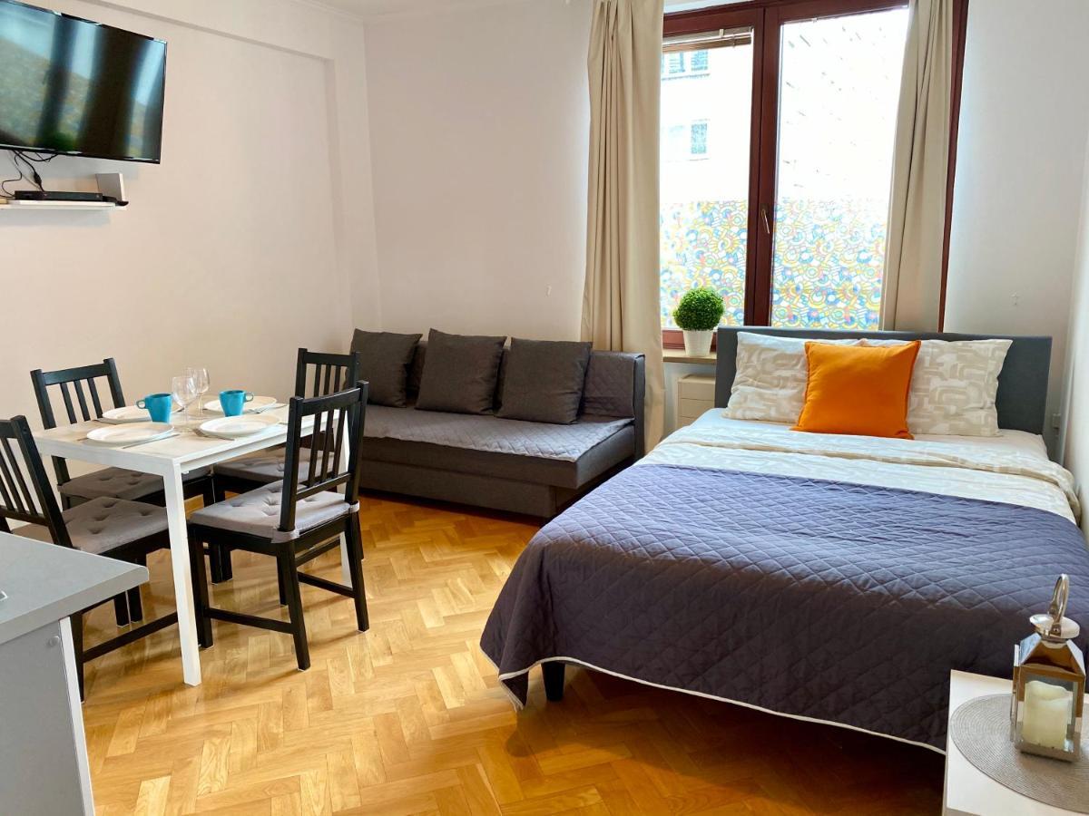 Center Warsaw - Apartmenty Jana Pawla II Eksteriør billede